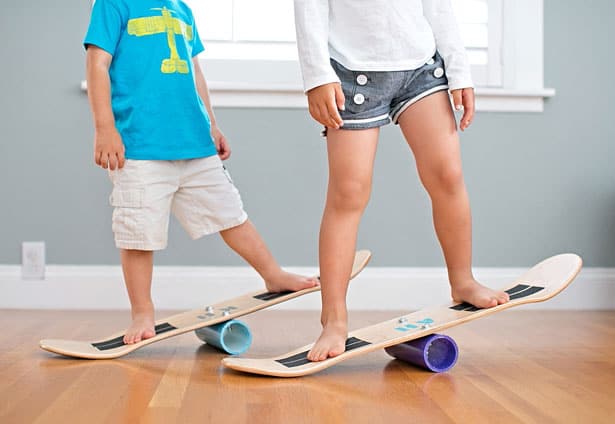 3-diy-skate-balance-board.jpg 3-diy-skate-balance-board.jpg